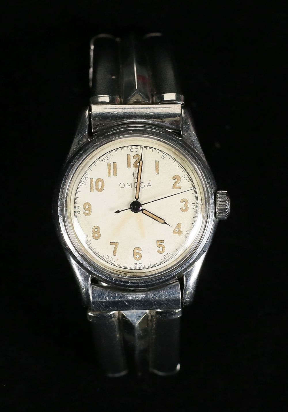 Lot 336: Omega Stainless Watch