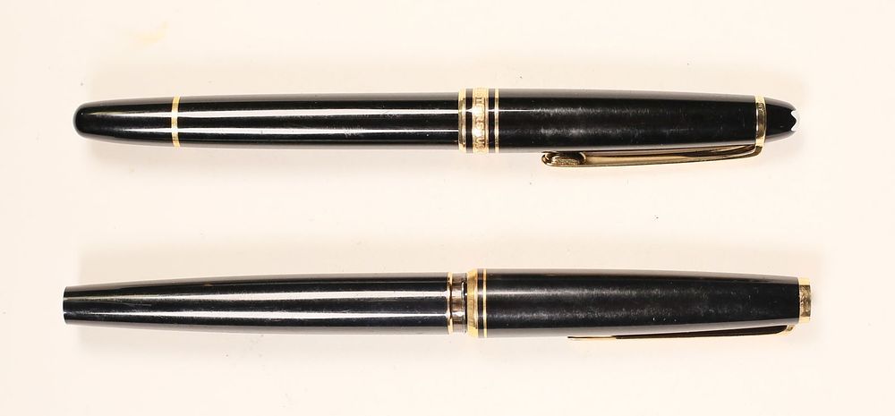 Lot 363: 2 Mont Blanc Pens Meisterstuck