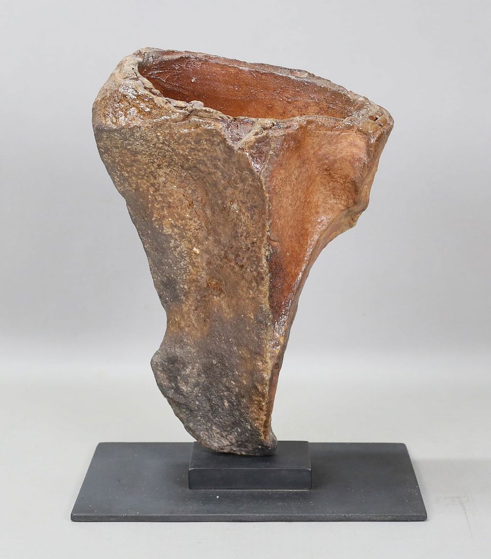 Lot 218: Kyosuke Hayashi Japanese Pottery Vase