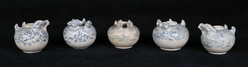 Lot 300: 5 Hoi An Hoard Vietnamese Pottery Vessels