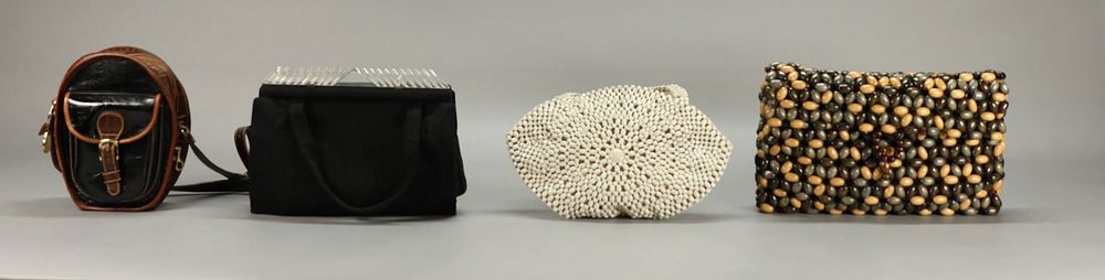 Lot 429: 4 Vintage Purses