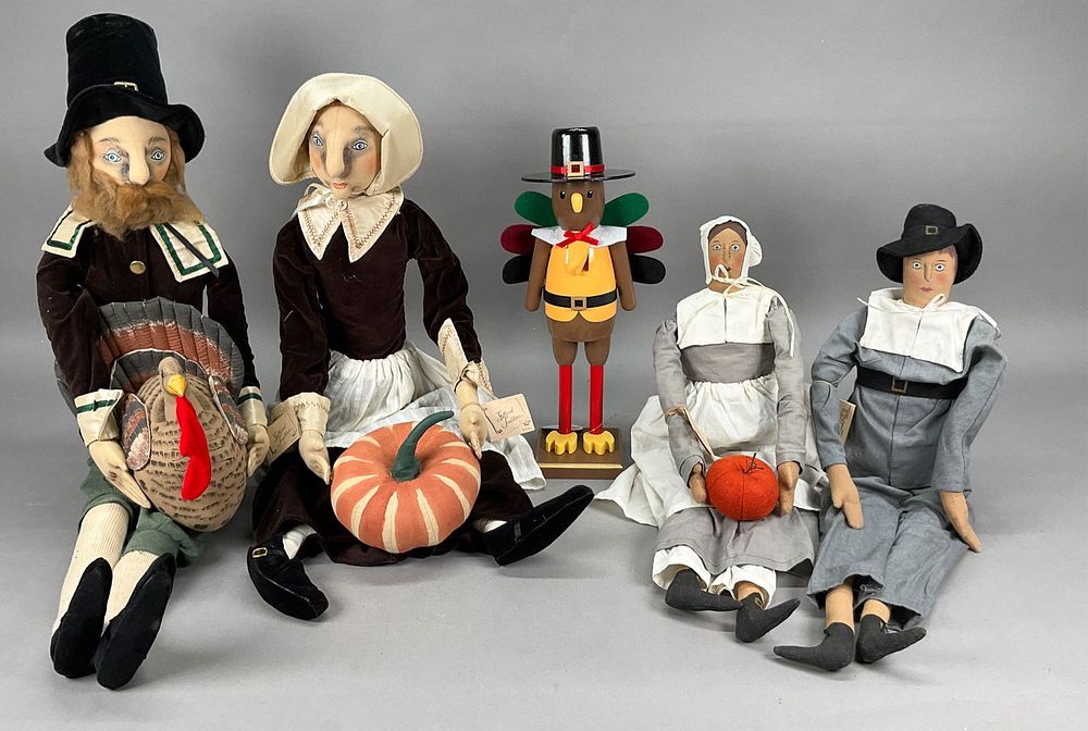 Lot 203: 5 Kurt Adler Joe Spencer Thanksgiving Figures w/ T