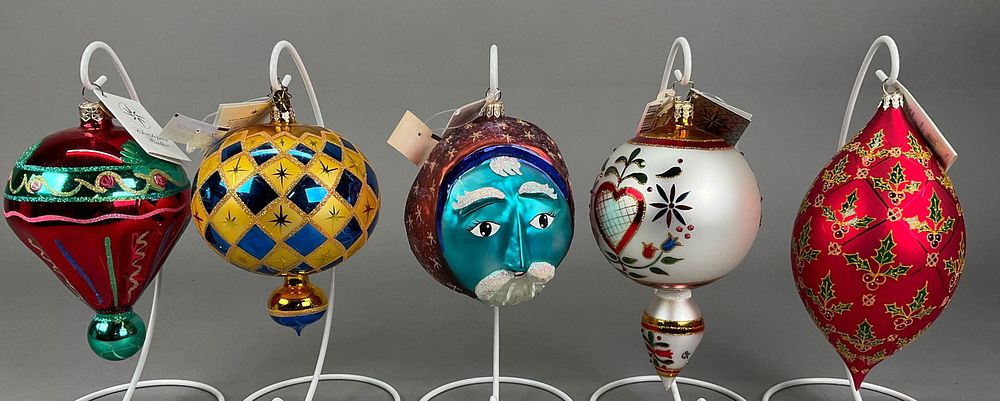 Lot 228: 5 Radko Christmas Ornaments Holly Heart