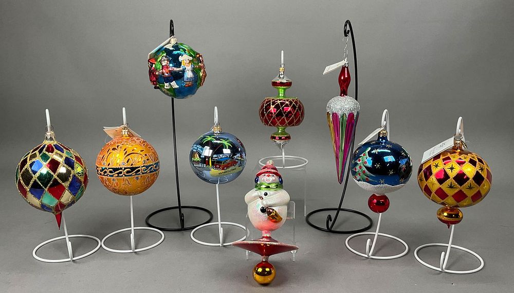 Lot 337: 9 Christmas Ornaments Balls - Radko