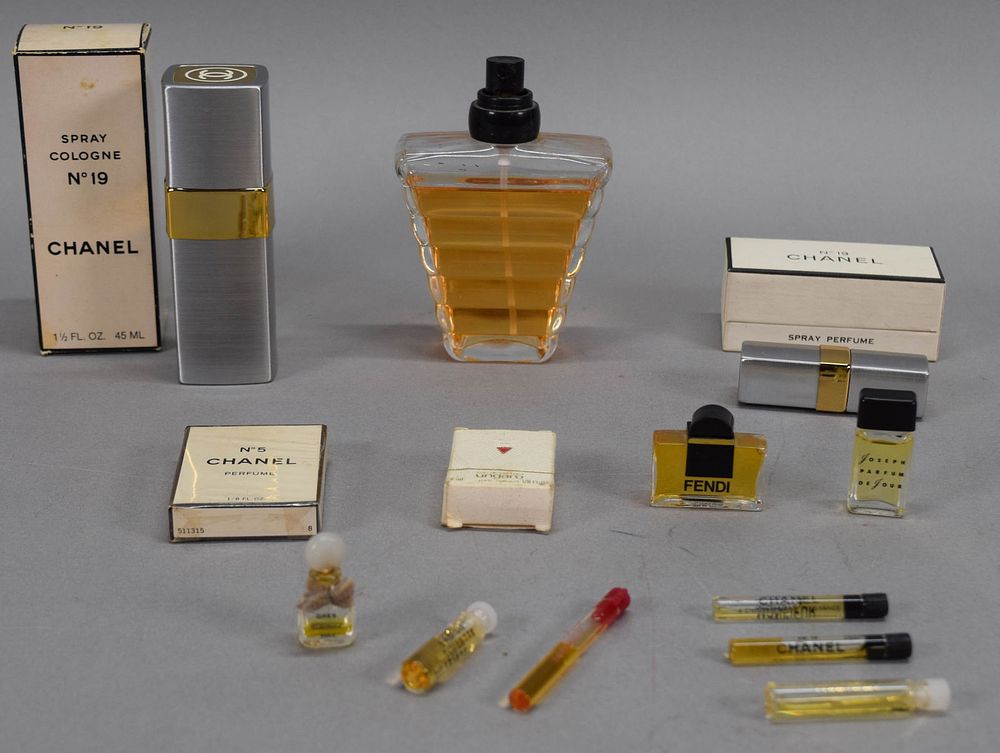 Lot 153: Lot of Vintage Perfume Chanel, Lancome, Samples
