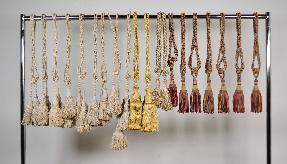 Lot 158: 20 Tasseled Curtain Tiebacks
