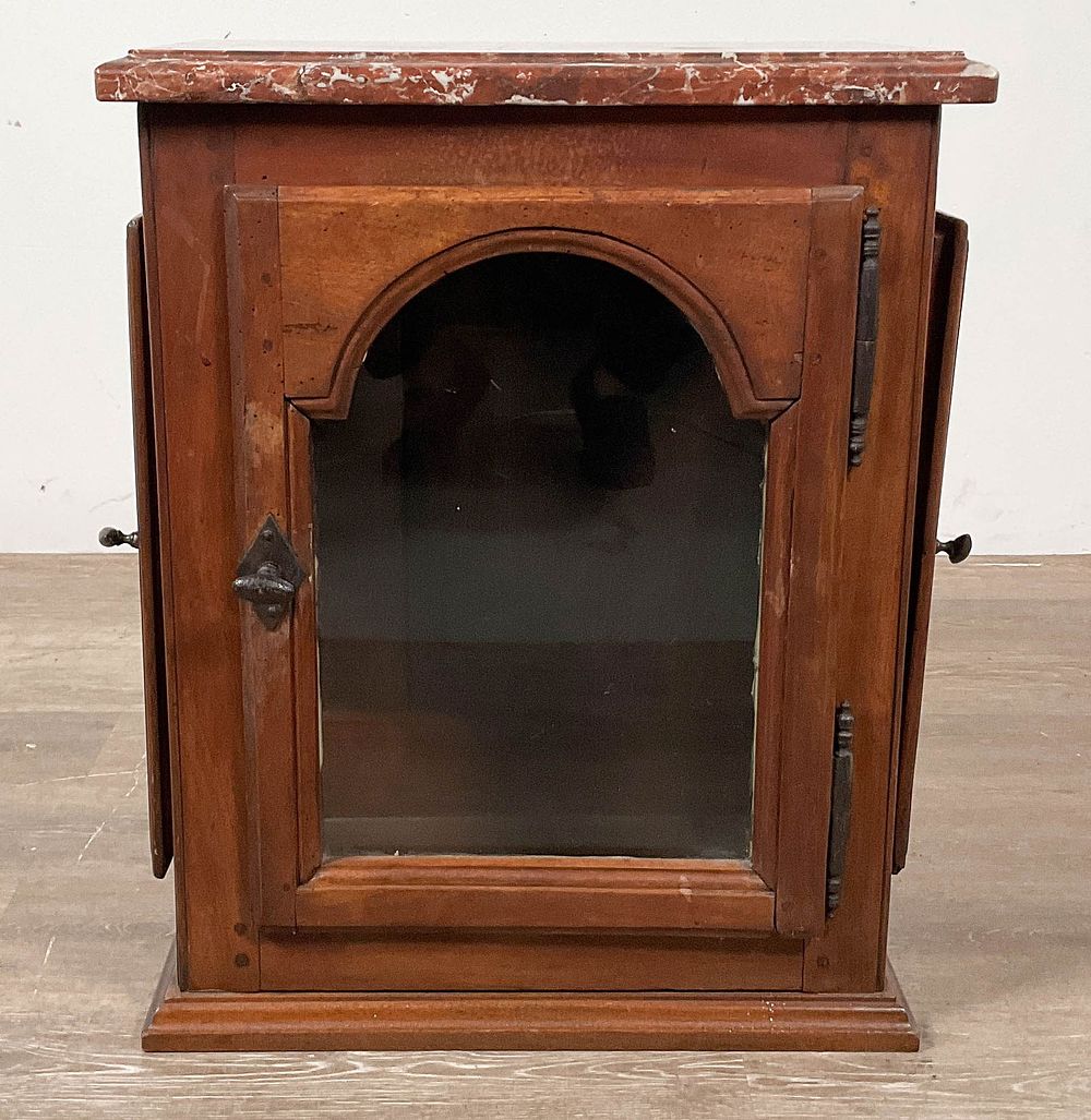 Lot 171: Clock Bonnet Display Cabinet