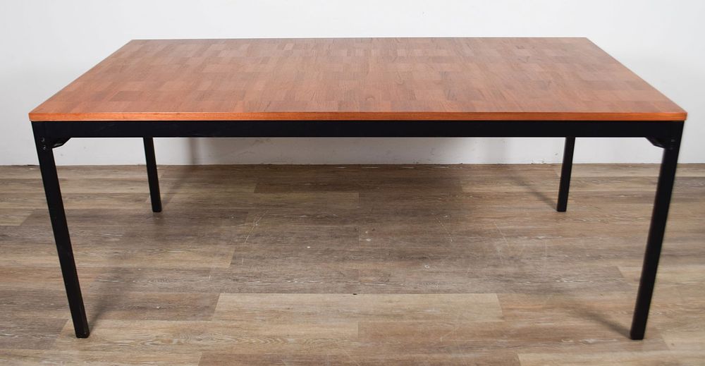 Lot 246: Dieter Waeckerlin for Idealheim Series II Table