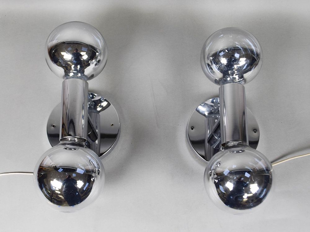 Lot 256: Pair of Robert Sonneman Mid-Century Modern Sconces