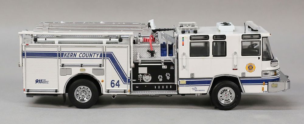 Lot 320: Pierce Kern County Quantum Pumper Model