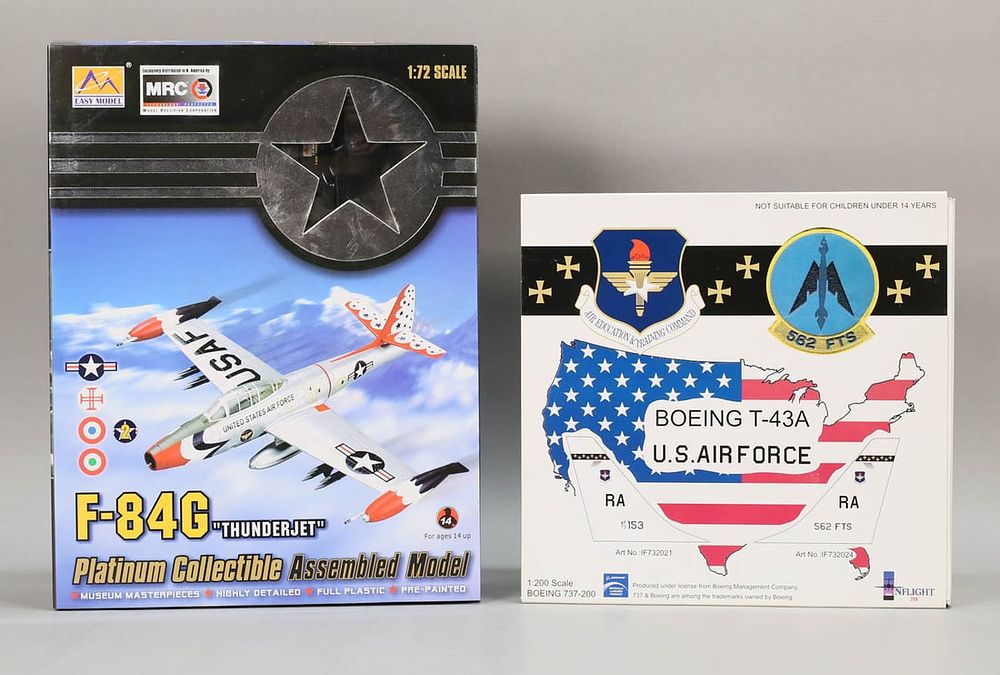 Lot 332: 2 Model Planes Boeing T-43A Air Force/F84G Thunder