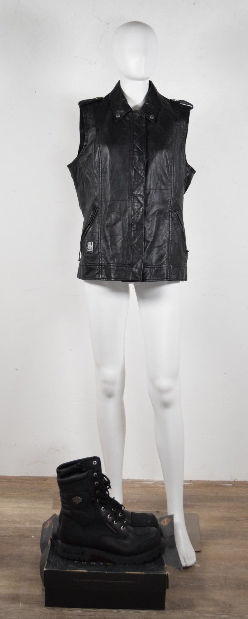 Lot 369: Harley Davidson Vest & Riddick Boots Size 13