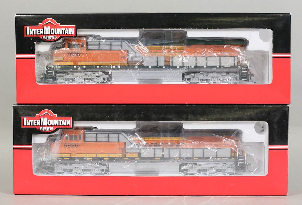 Lot 375: Lot of 2 InterMountain Locomotives #7656 & 5826