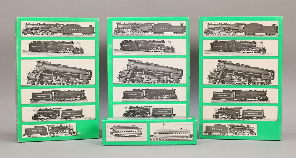 Lot 386: Lot of 3 Bowser Tennsy T1 Locomotives & 1 Tender