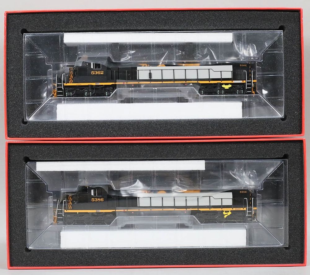 Lot 390: Lot of 2 Prototypical Trains Rio Grande #5362/5386