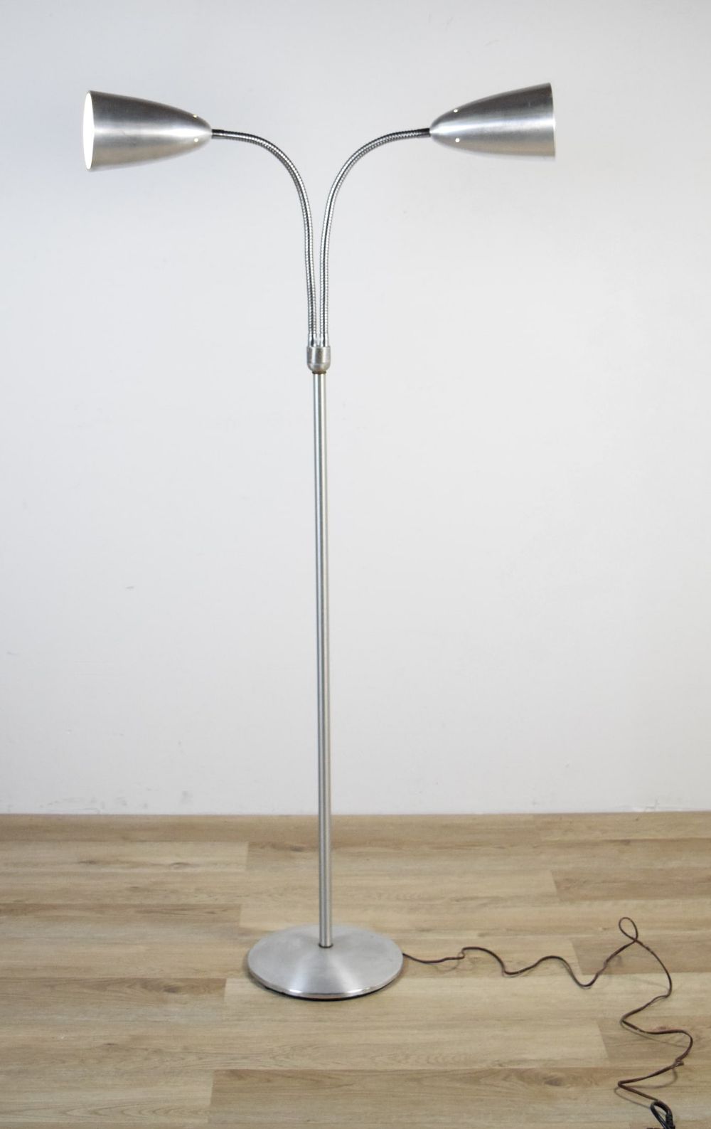Lot 232: Attributed Stilnovo Mid-Century Modern Floor Lamp