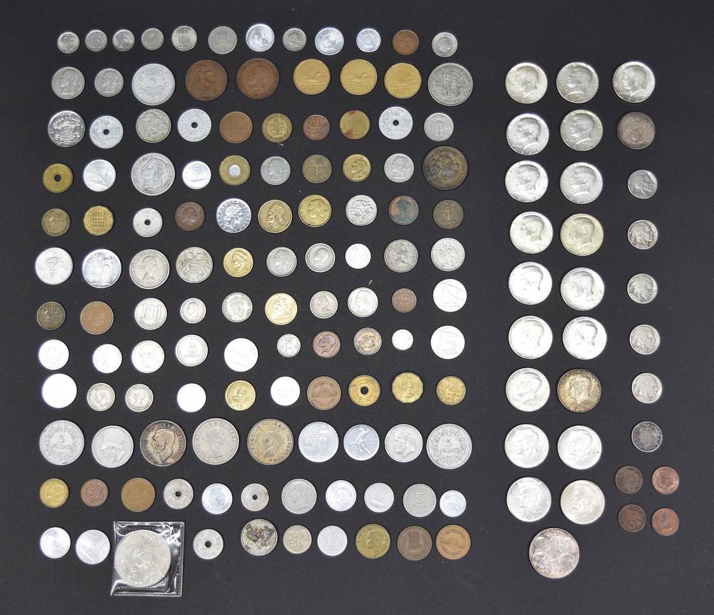 Lot 259: US And World Coins Some Silver