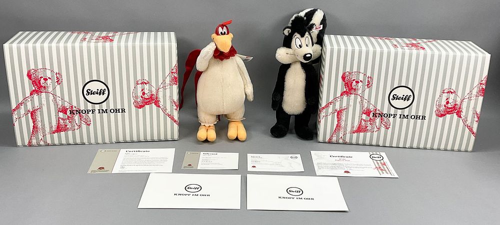 Lot 398: 2 Steiff Looney Tunes Pepe LePew, Foghorn Leghorn