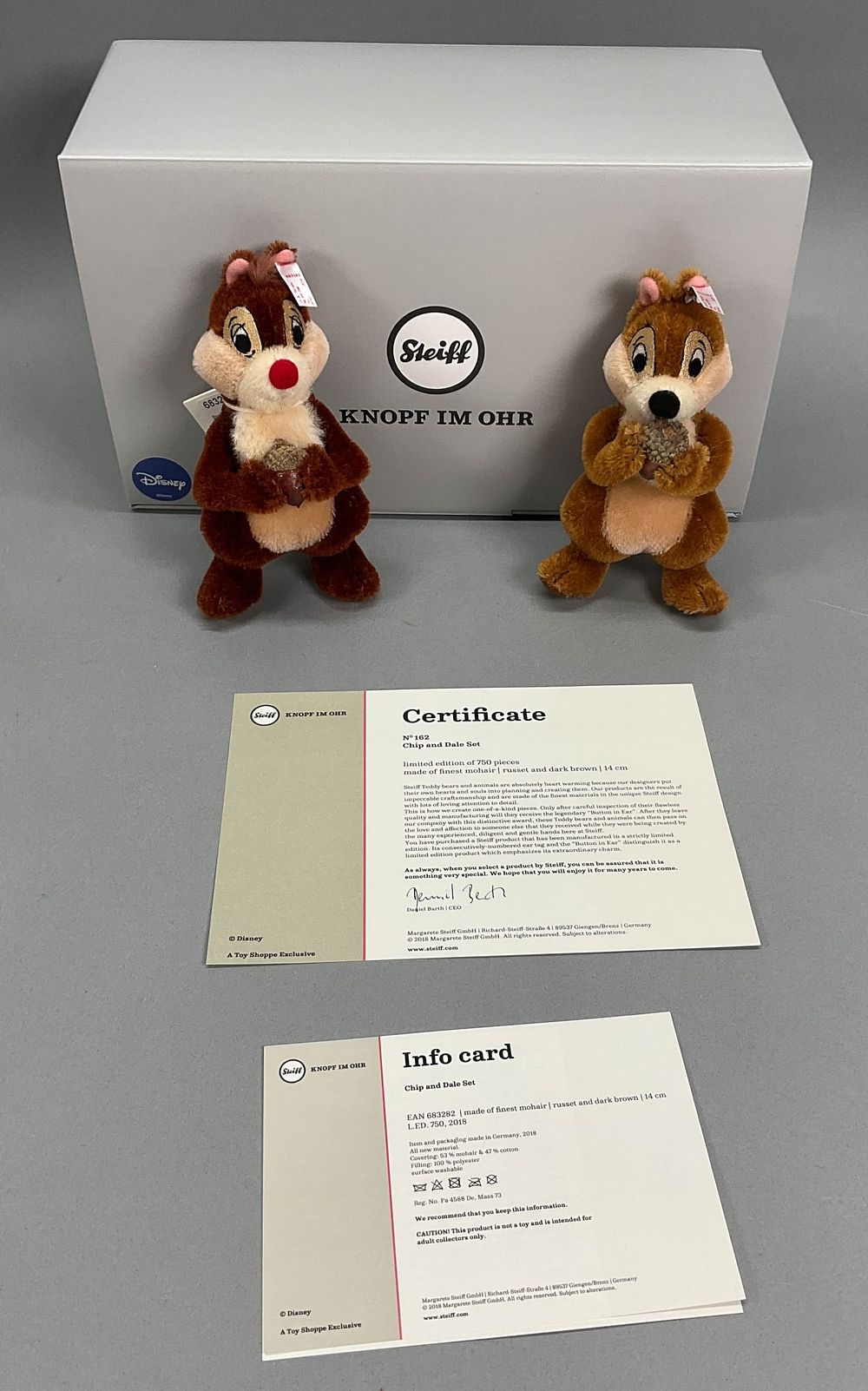 Lot 401: Steiff Disney Chip & Dale Set