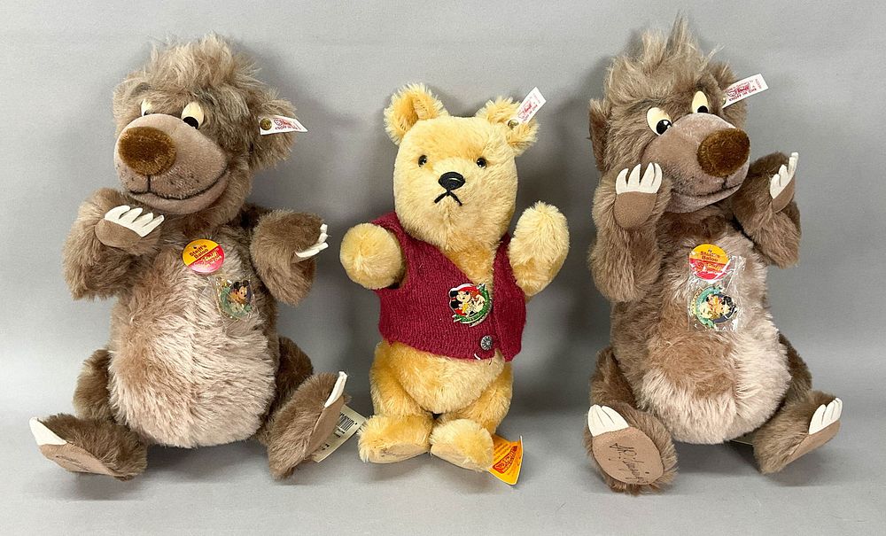 Lot 408: 3 Steiff Disney Winnie the Pooh, Baloo Signed