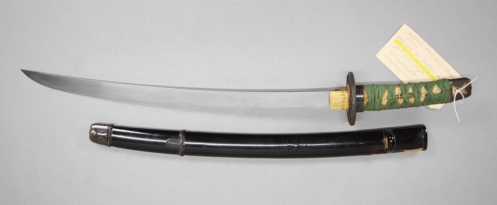 Lot 323: Japanese Wakizashi Samurai Sword