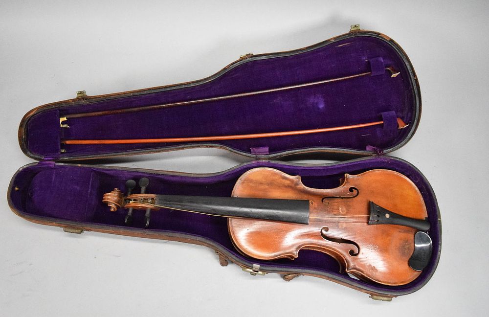 Lot 348: Violin After Jacobus Stainer With 2 Bows