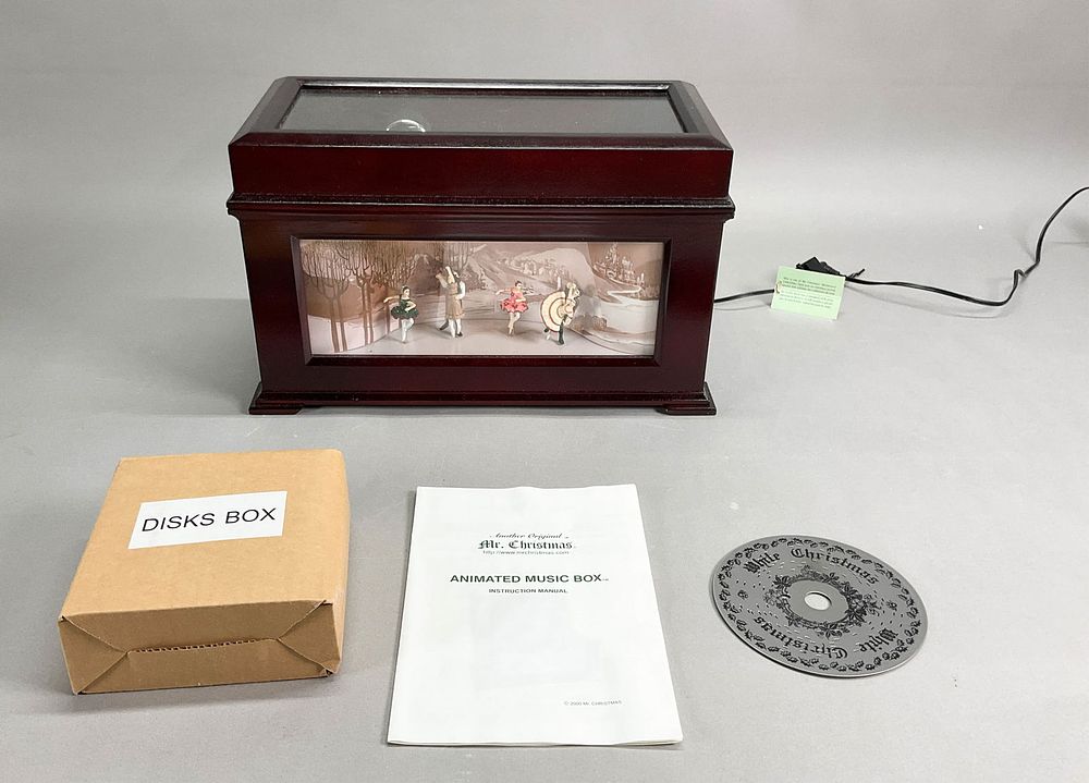 Lot 393: Mr. Christmas Animated Ballet Music Box