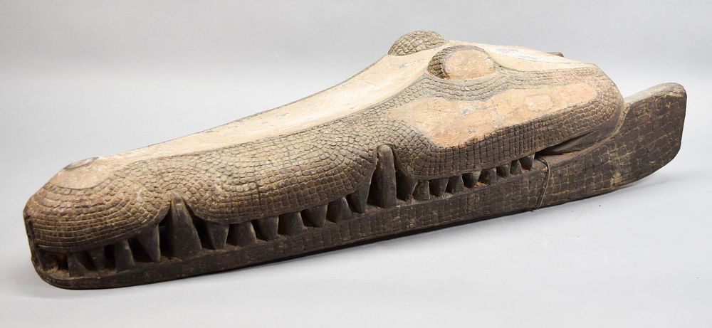 Lot 188: Carved Wood Crocodile Canoe Prow Papua New Guinea