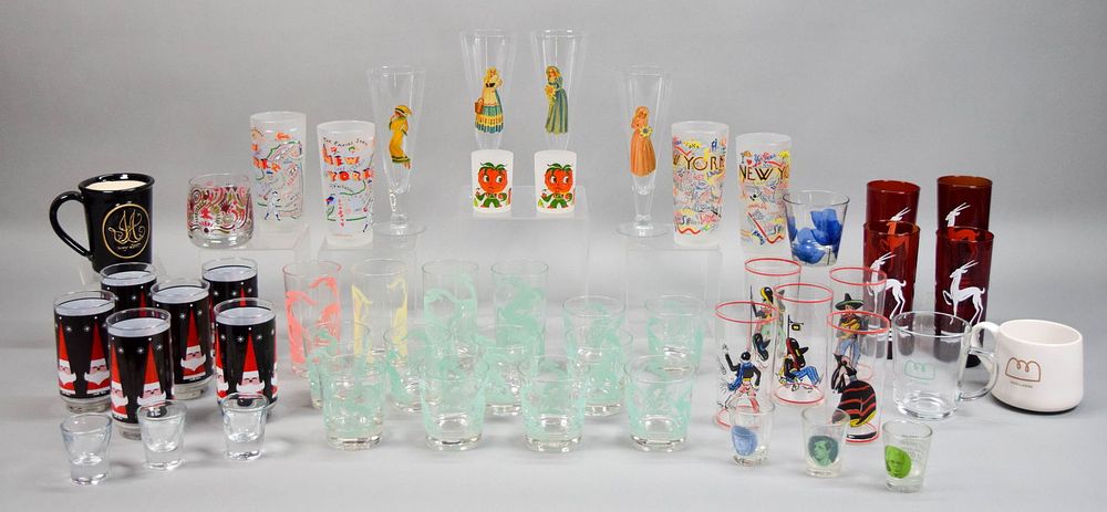 Lot 281: 50 Pieces Vintage Glassware & Mugs