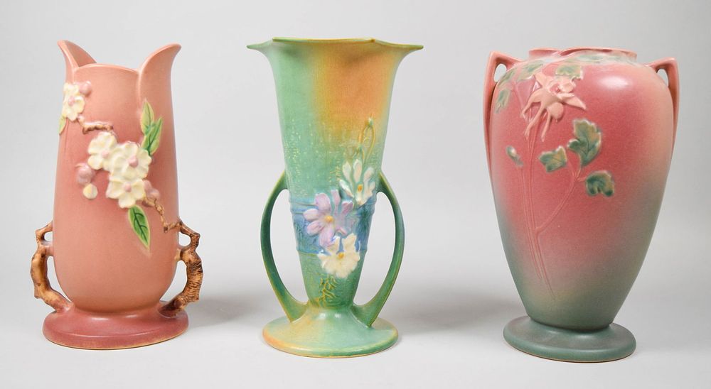 Lot 362: 3 Roseville Pottery Vases