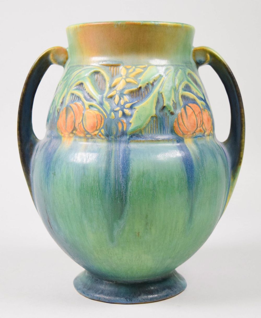 Lot 370: Roseville Pottery Vase Baneda Green