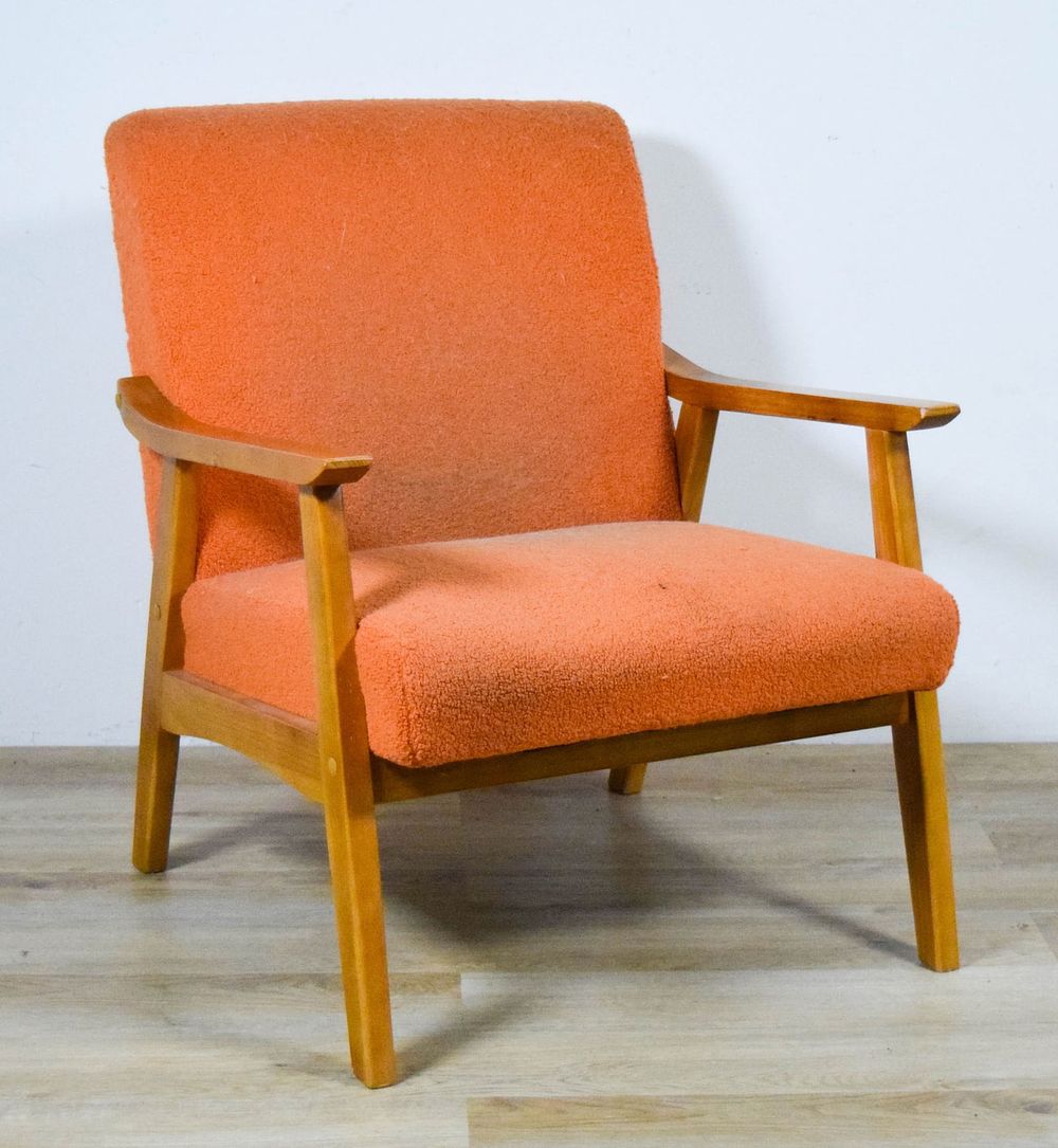 Lot 202: Mid-Century Modern Style Armchair