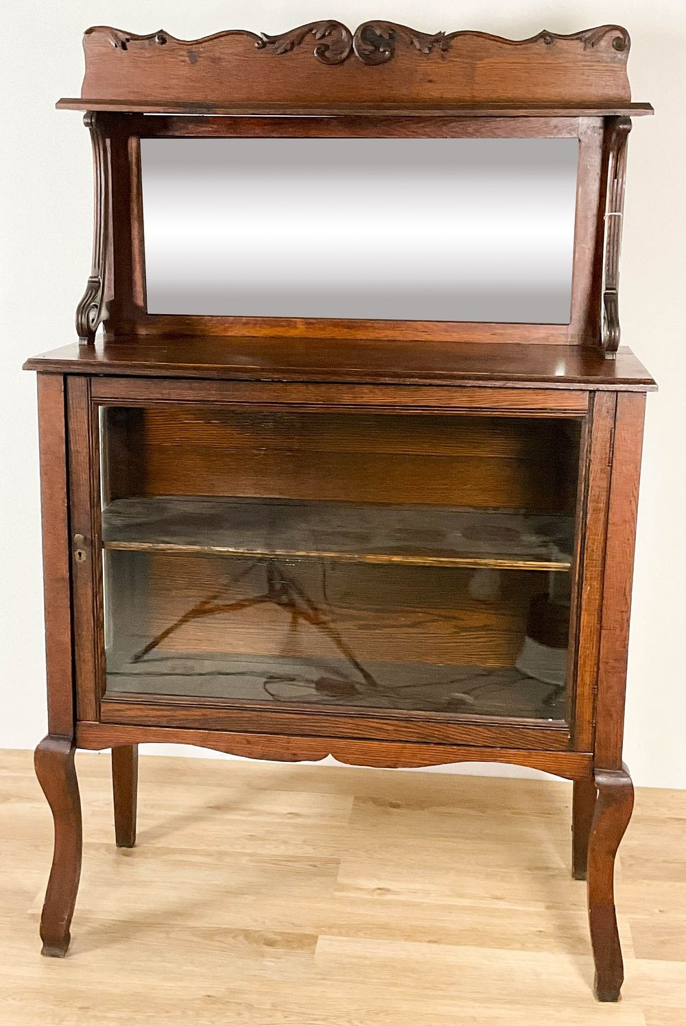 Lot 163: Victorian Mirror Top Display Case On Legs