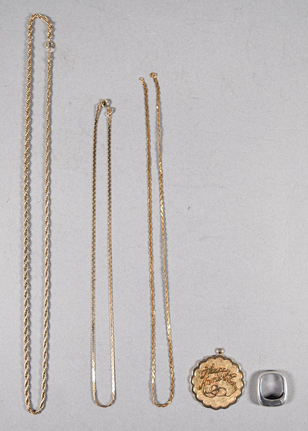 Lot 198: 14 Karat Gold Necklaces Pendant And Ring