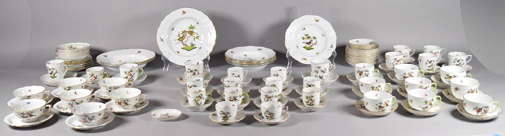 Lot 222: 91 Pieces Herend Rothschild Bird Dinnerware
