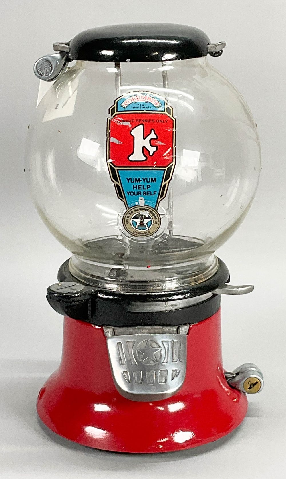Lot 274: Columbus Table Top Vending Gum Ball Machine