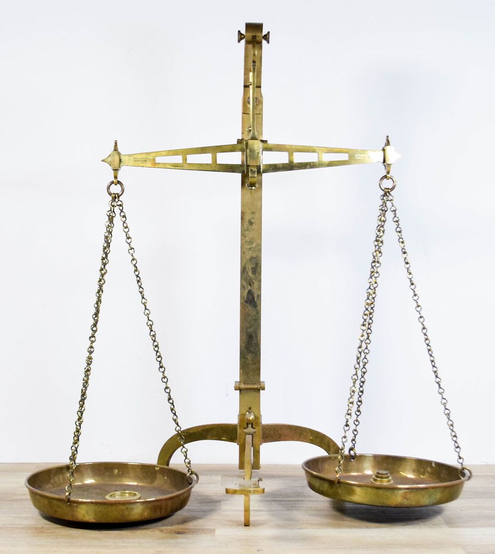 Lot 276: W & T Avery English Brass Scale