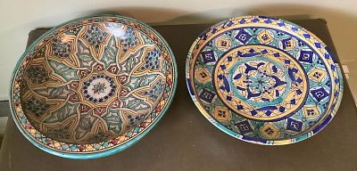 Lot 1 - 2 Decorative Ceramic Wall Plates