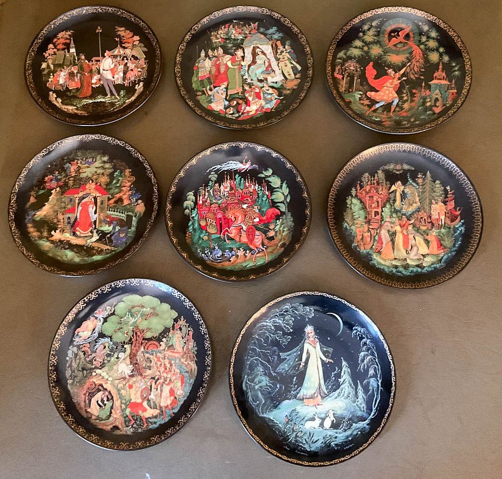 Lot 200: 8 Russian Legends Decorative Porcelain Plates