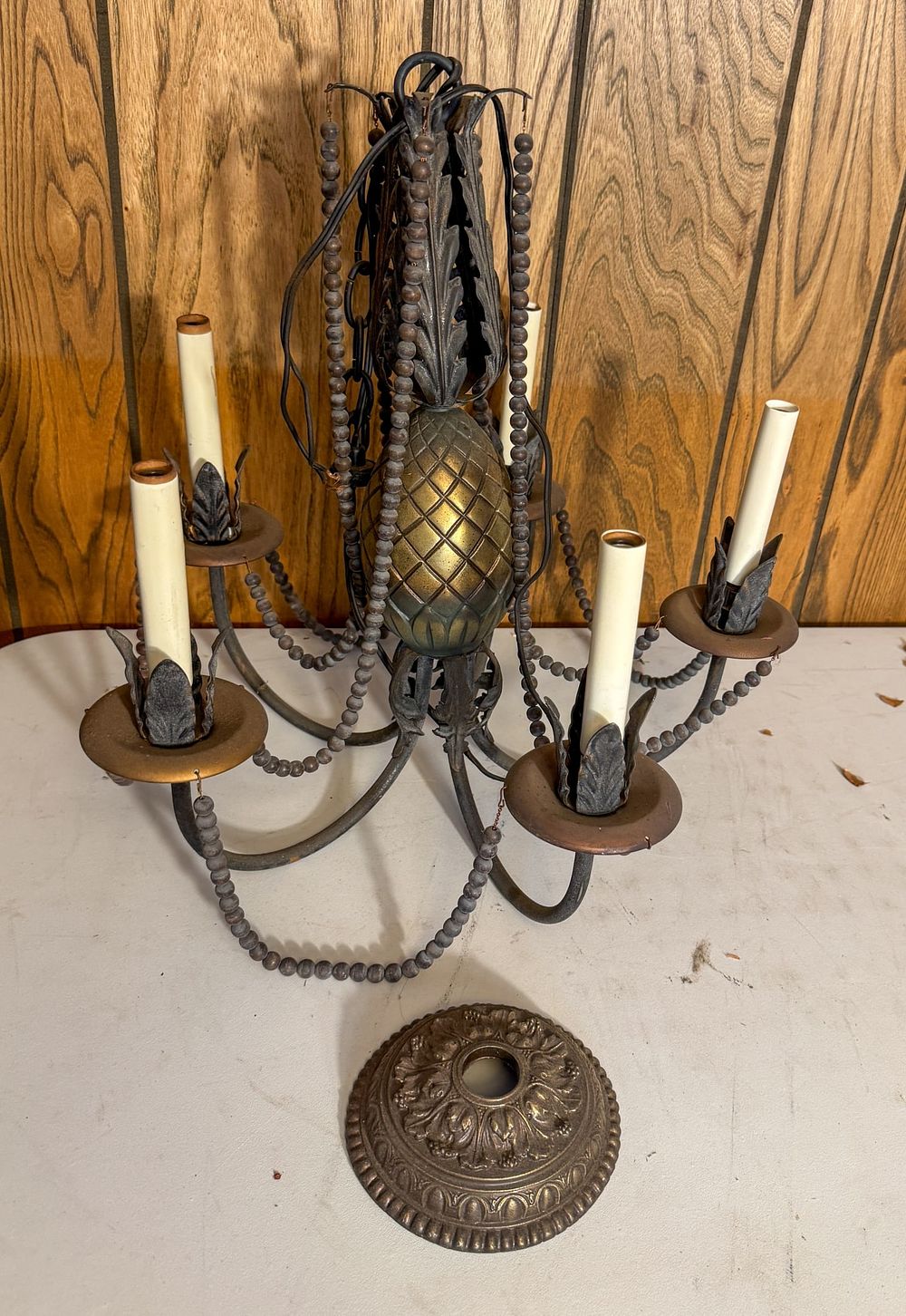 Lot 250: Pineapple Form Chandelier 5 light