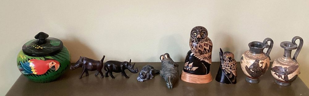 Lot 267: 9 Vases, Trinket Dish and Animal Figurines