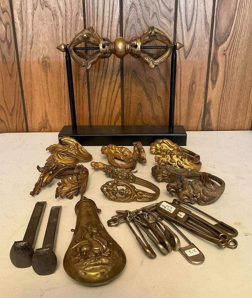 Lot 289: Brass Curtain Tiebacks Safety Clips Ornamental