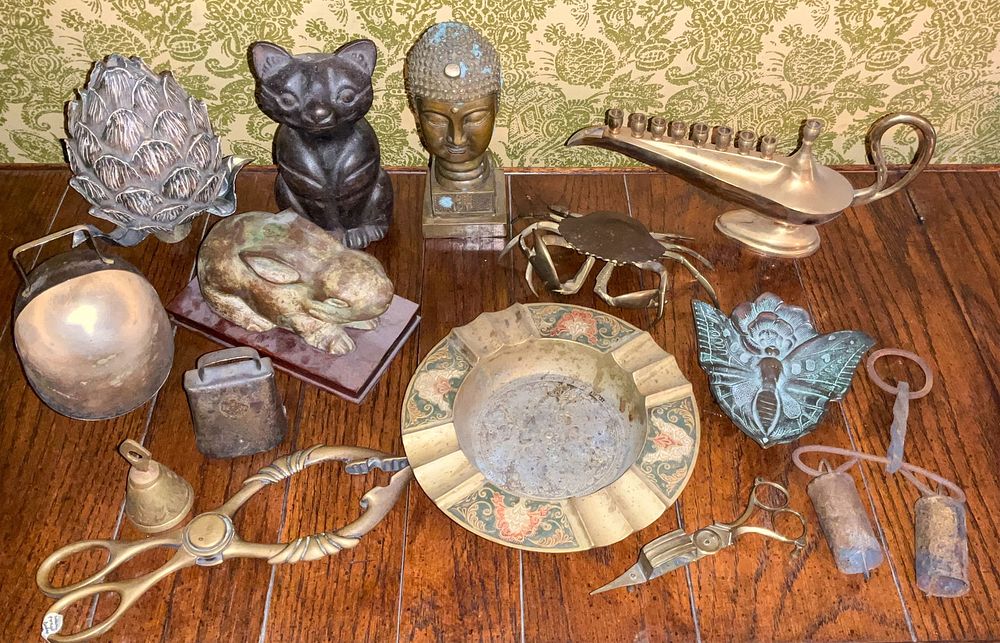 Lot 290: 10+ Brass Bronze Decorative Items