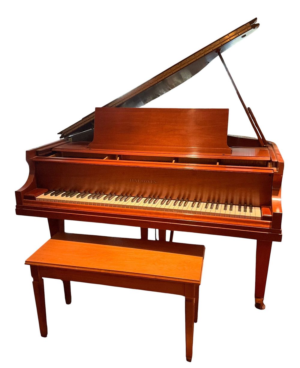 Baldwin Baby Grand Piano Model M. Baldwin baby grand piano model M. Serial number 184829. Last 