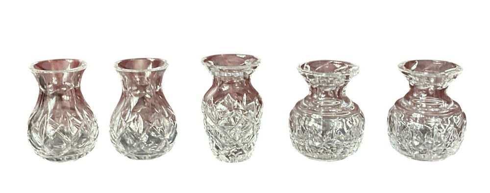 Lot 178: 5 Small Crystal Bud Vases