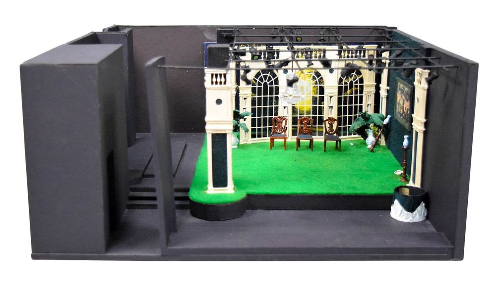 Lot 512: The Importance of Being Earnest Set Model