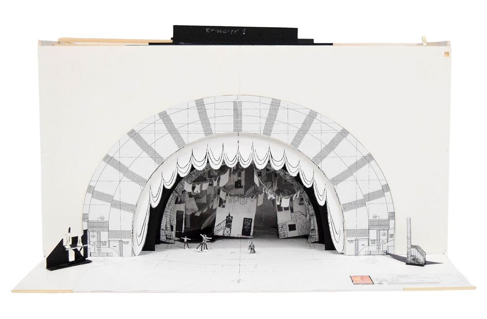 Lot 567: Carnivale Set Model Rain City