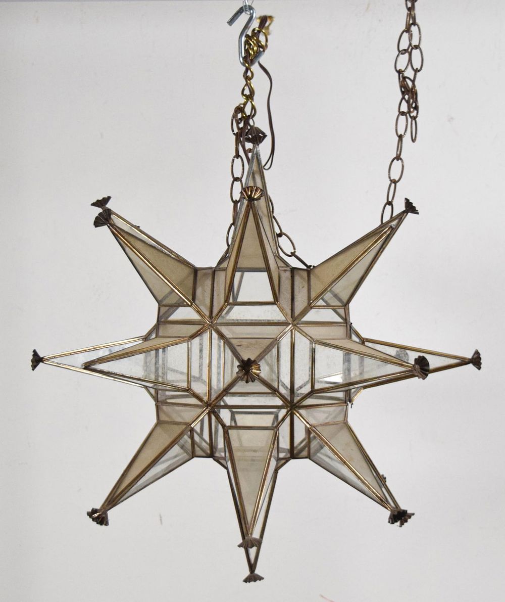 Lot 168: Moravian Star Hanging Pendant Light