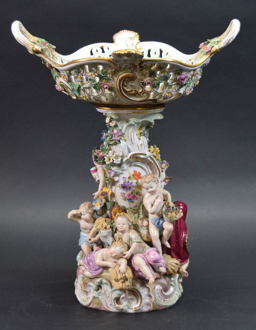 Lot 181: Meissen Figural Porcelain Centerpiece