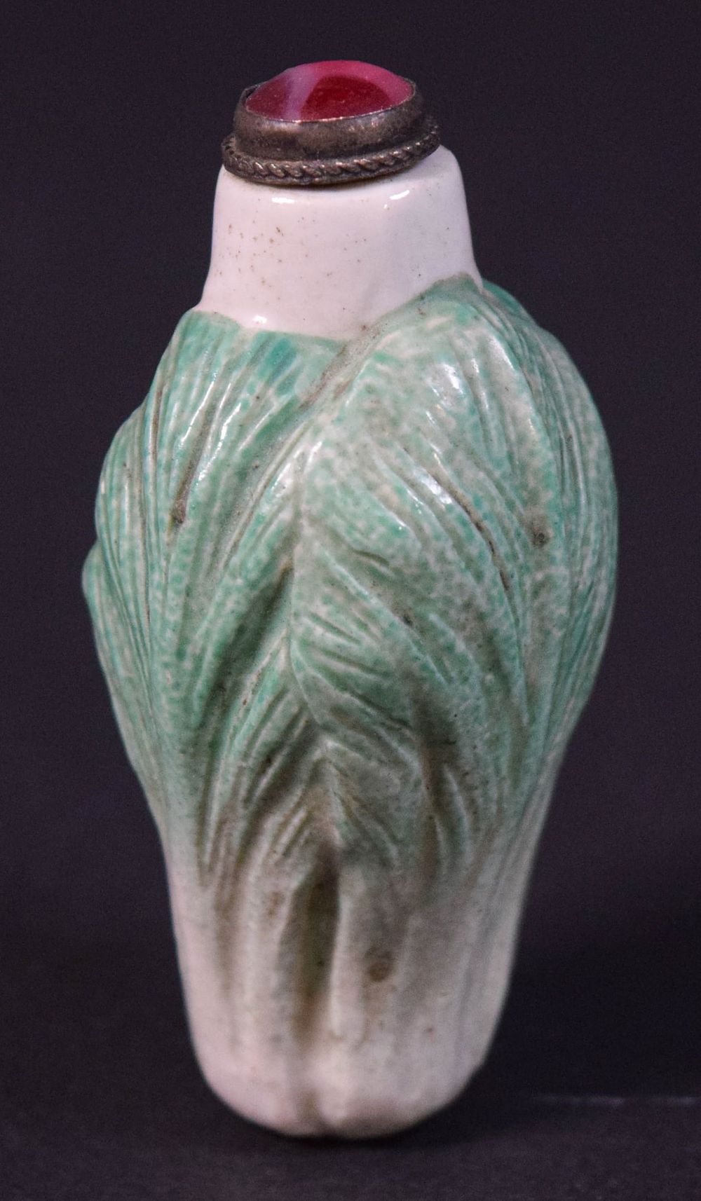 Lot 299: Chinese Porcelain Cabbage Snuff Bottle